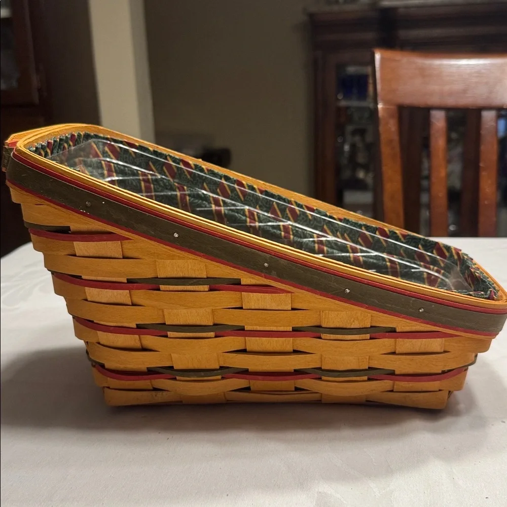 Longaberger Handwoven Holiday sleigh basket.  1997